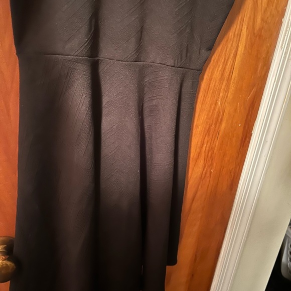 Dress - Picture 5 of 5